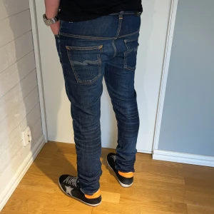 Nudie jeans Thin Finn - Nudie Jeans | skick 9/10 | Storlek 30/33 | Pris - 499kr | Modellen är ca 178cm lång | Hör av dig vid minsta fråga eller fundering!!