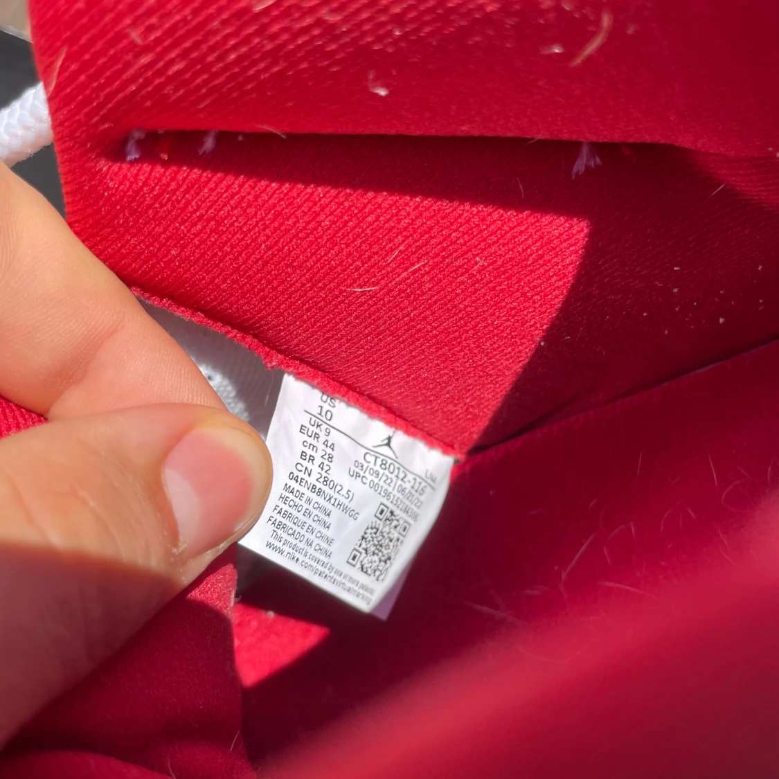 Nike Air Jordan 11 Cherry  - 4