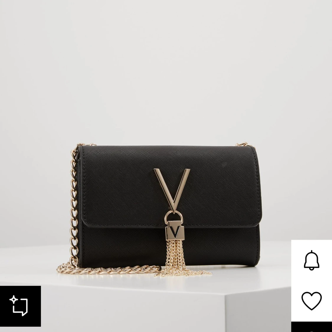 Mario Valentino Svart Axelremväska  - 2