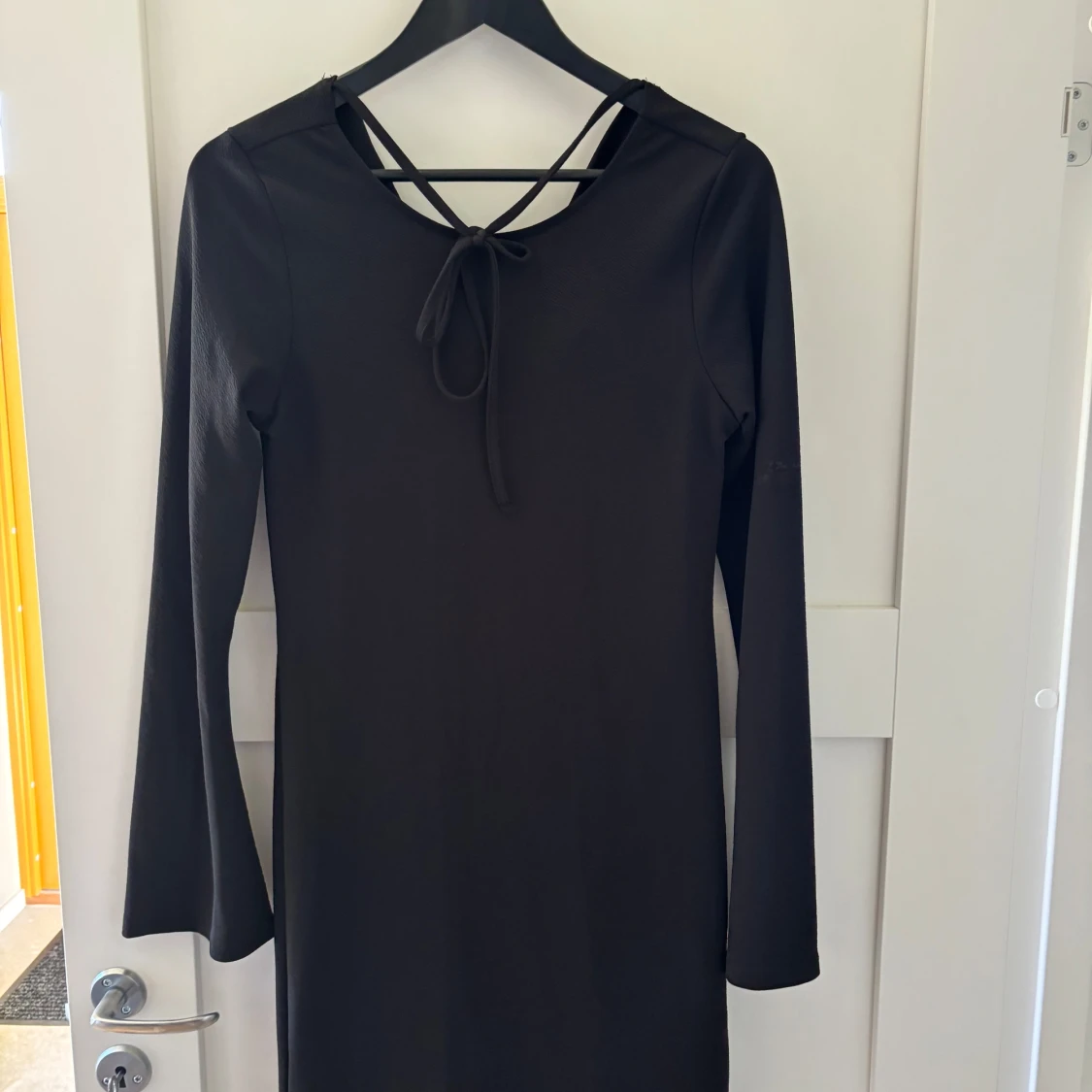 Svart långärmad klänning 157 - 1