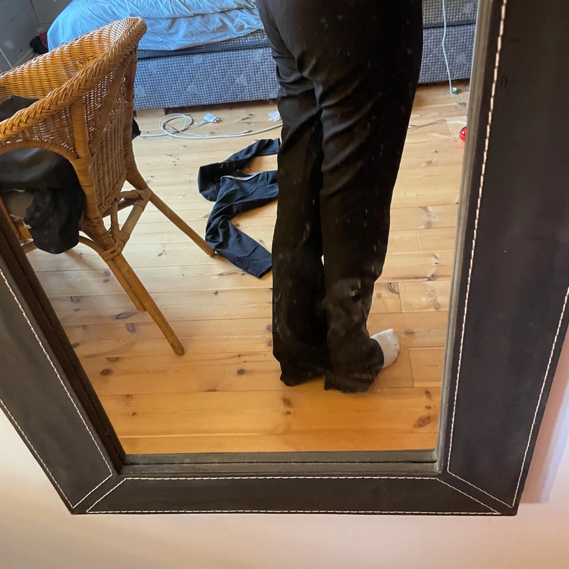 Svarta kostymbyxor med bootcut - 1
