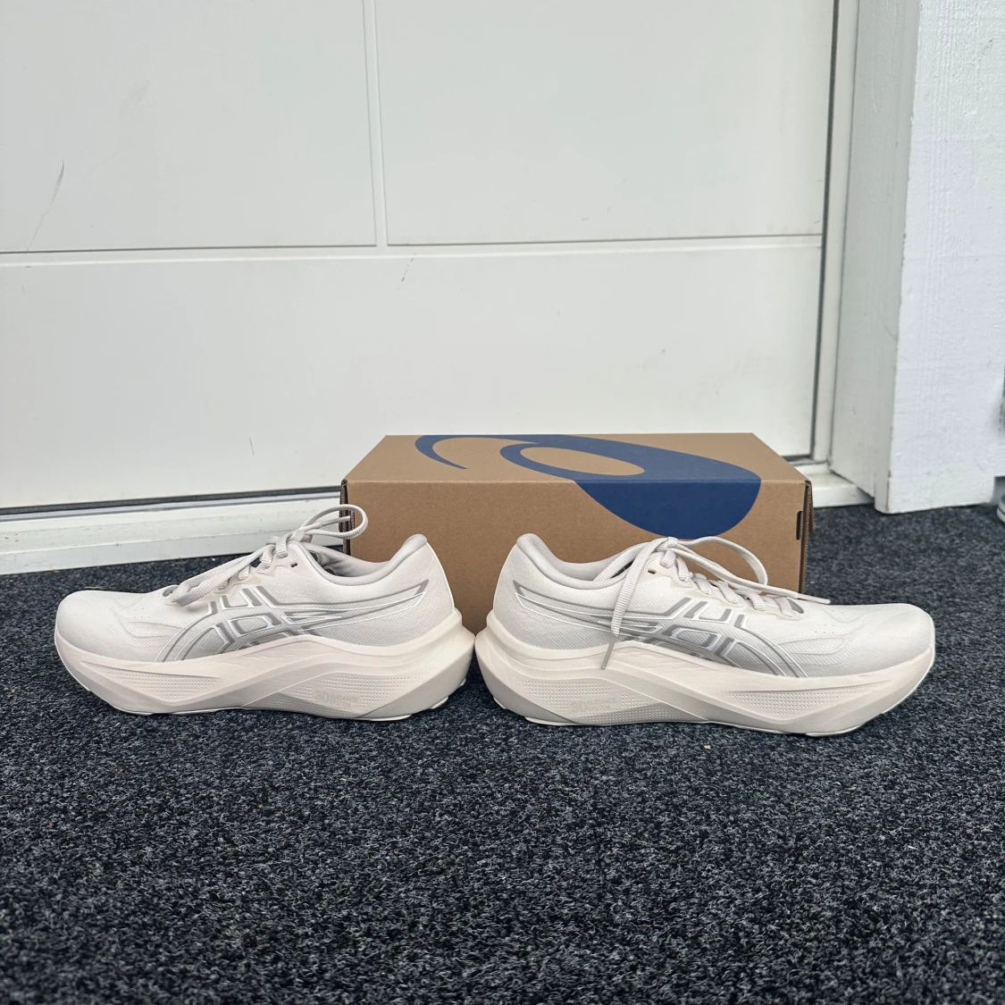 Vita/Beiga Asics GT-2000 14 löparskor - 2