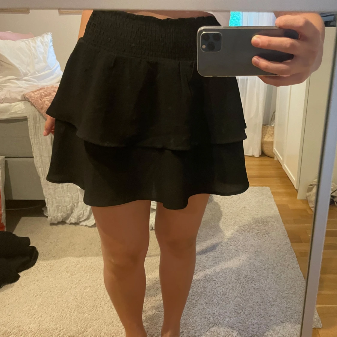 Svart volangkjol💕 - 1