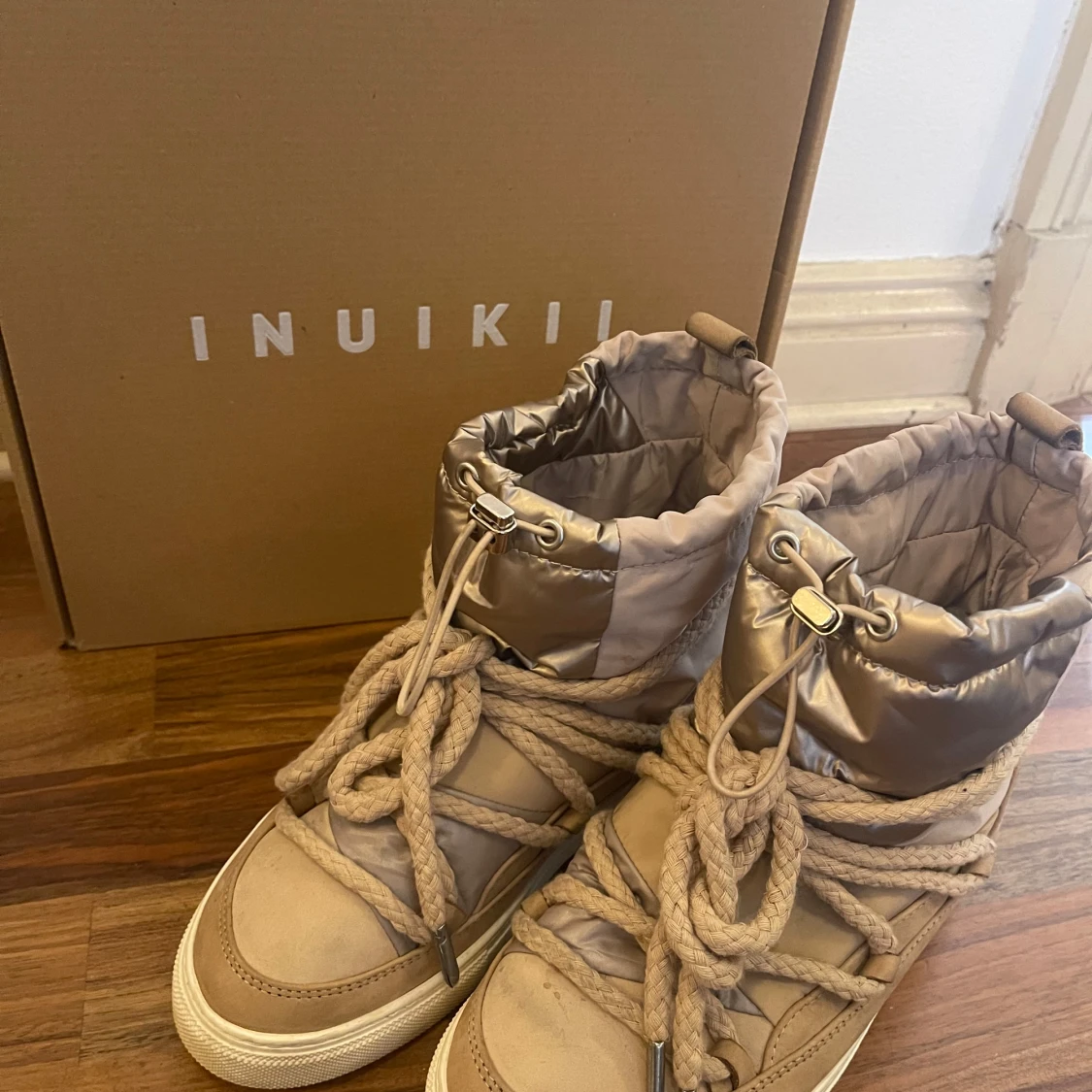 Beige Inuikii boots med snörning - 3