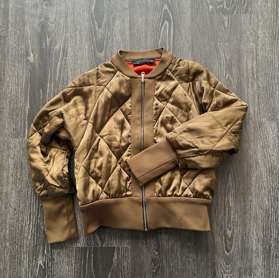 Quiltad bomberjacka från Zara Woman - 1