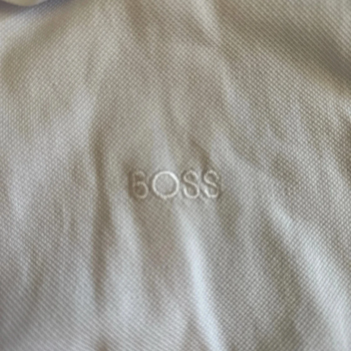 Vit pikétröja från Hugo Boss - 1