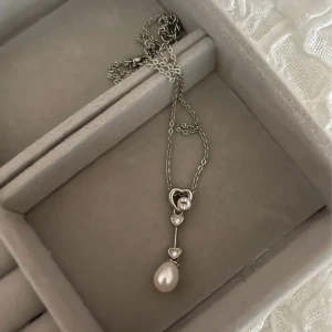 Halsband  - Halsband. Aldrig använd🩷