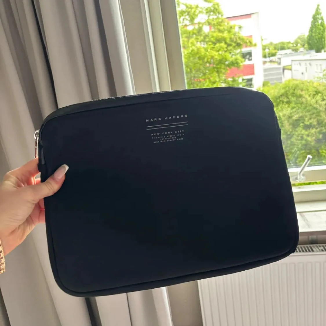 Svart datorväska Marc Jacobs - 1