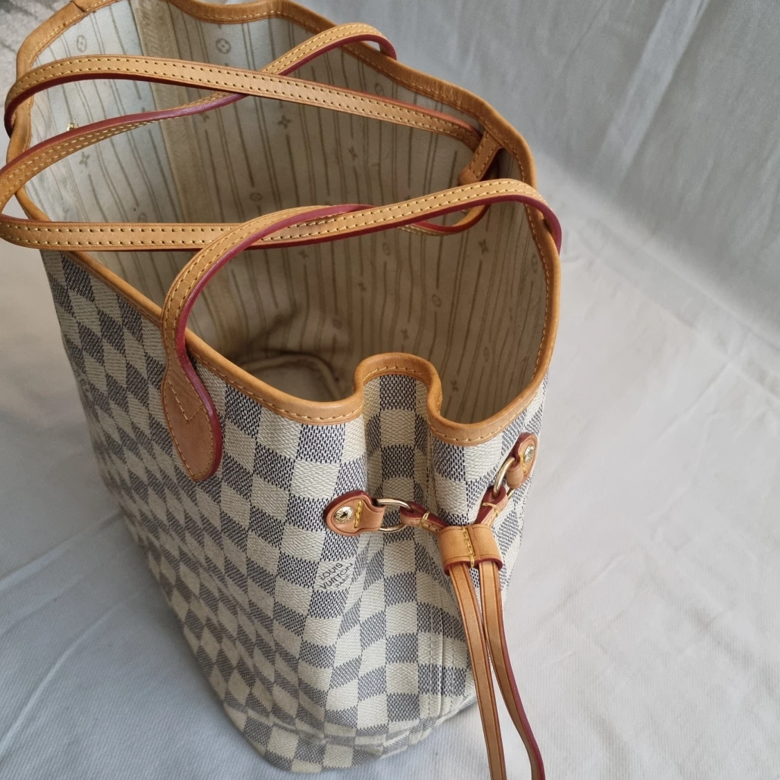 Rutig shoppingväska med läderdetaljer - damier  - 2