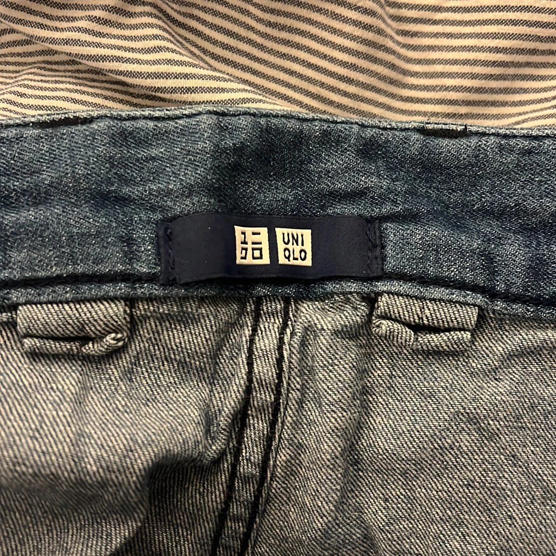 Blå carpenterbyxor från Uniqlo - 2