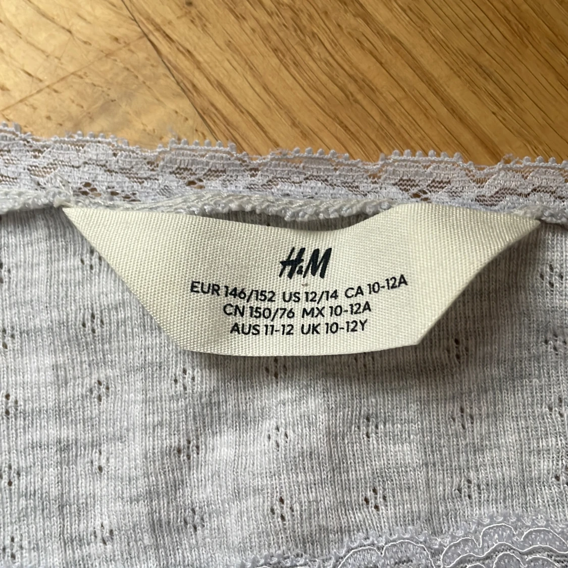 Grå långärmad topp från H&M - 2