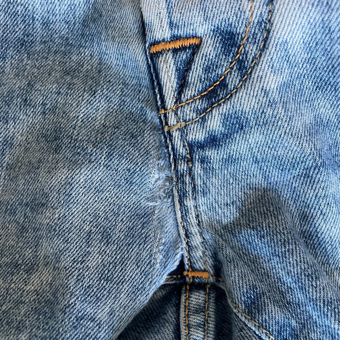 Ljusblå jeansbyxor från Jacob Cohen - 2