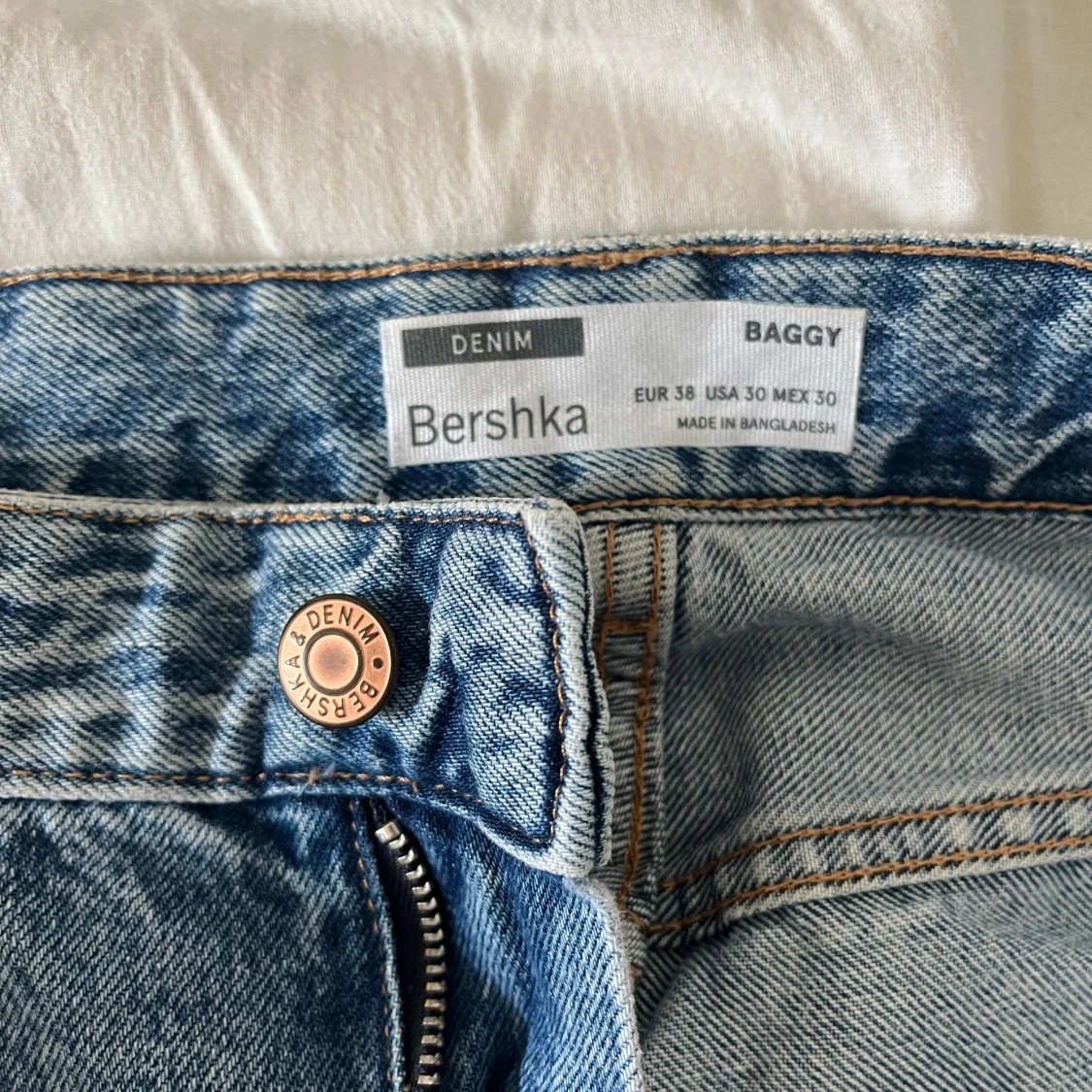 Blå baggy jeans från Bershka - 2