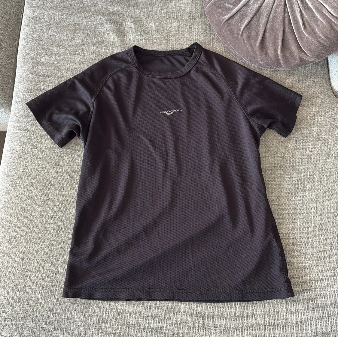 Svart träningst-shirt från Pro Touch