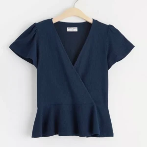 lindex blus - Super fin topp. Passar xs-m. Endast använd ett fåtal gånger💗