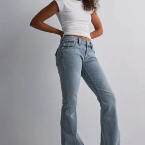 True religion Jeans  - Låg midjade jeans, från true religion. Säljer dem då jag inte har någon användning av dem längre.