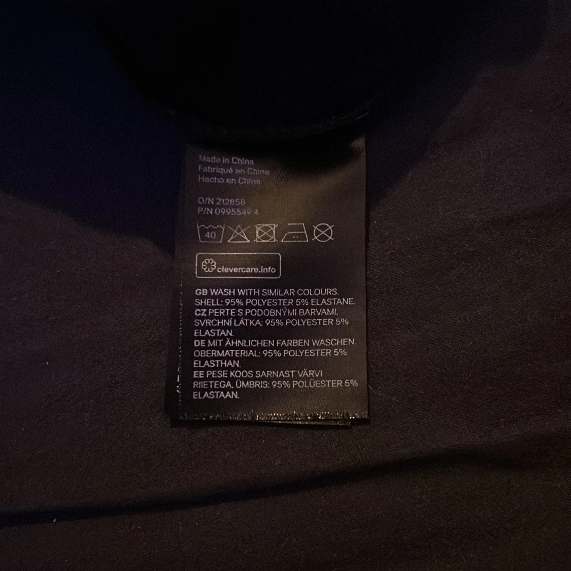 Svart ribbad topp med snörning H&M - 3