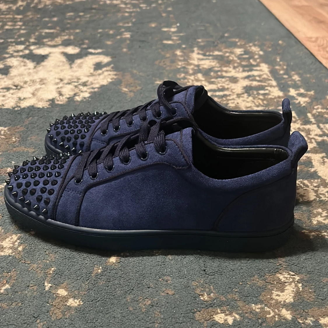 Mörkblå Christian Louboutin sneakers - 1