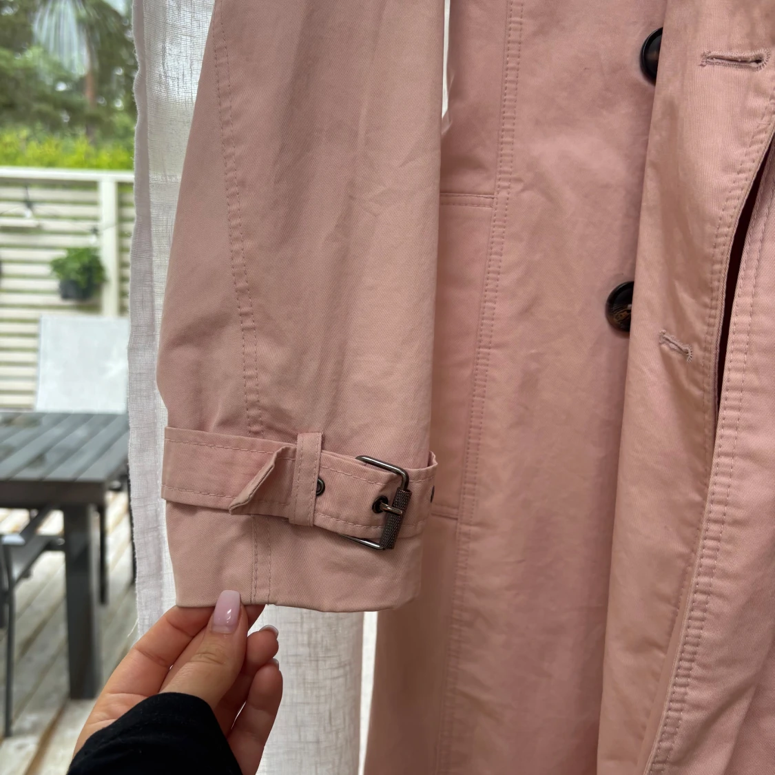 Ljusrosa trenchcoat från Esprit - 4