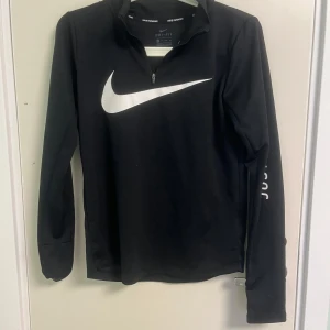 Tränings tröja - Jätte fin ny