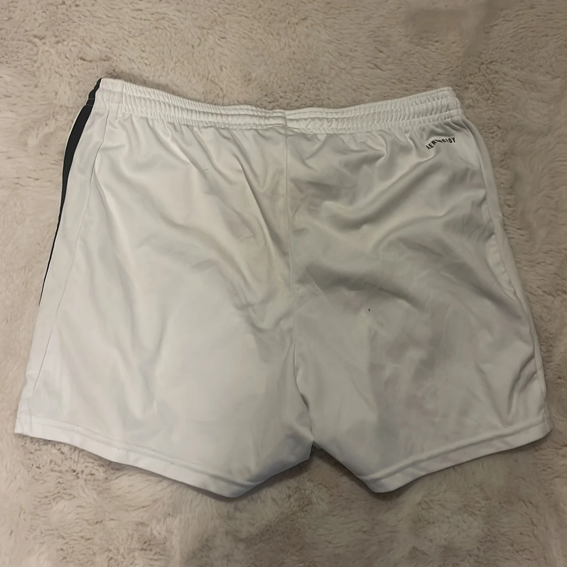 Vita träningskortet från Adidas  - 2