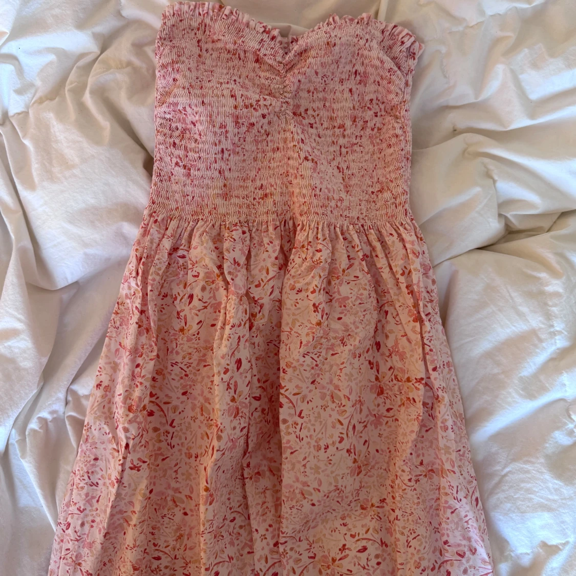 Lång klänning blommig