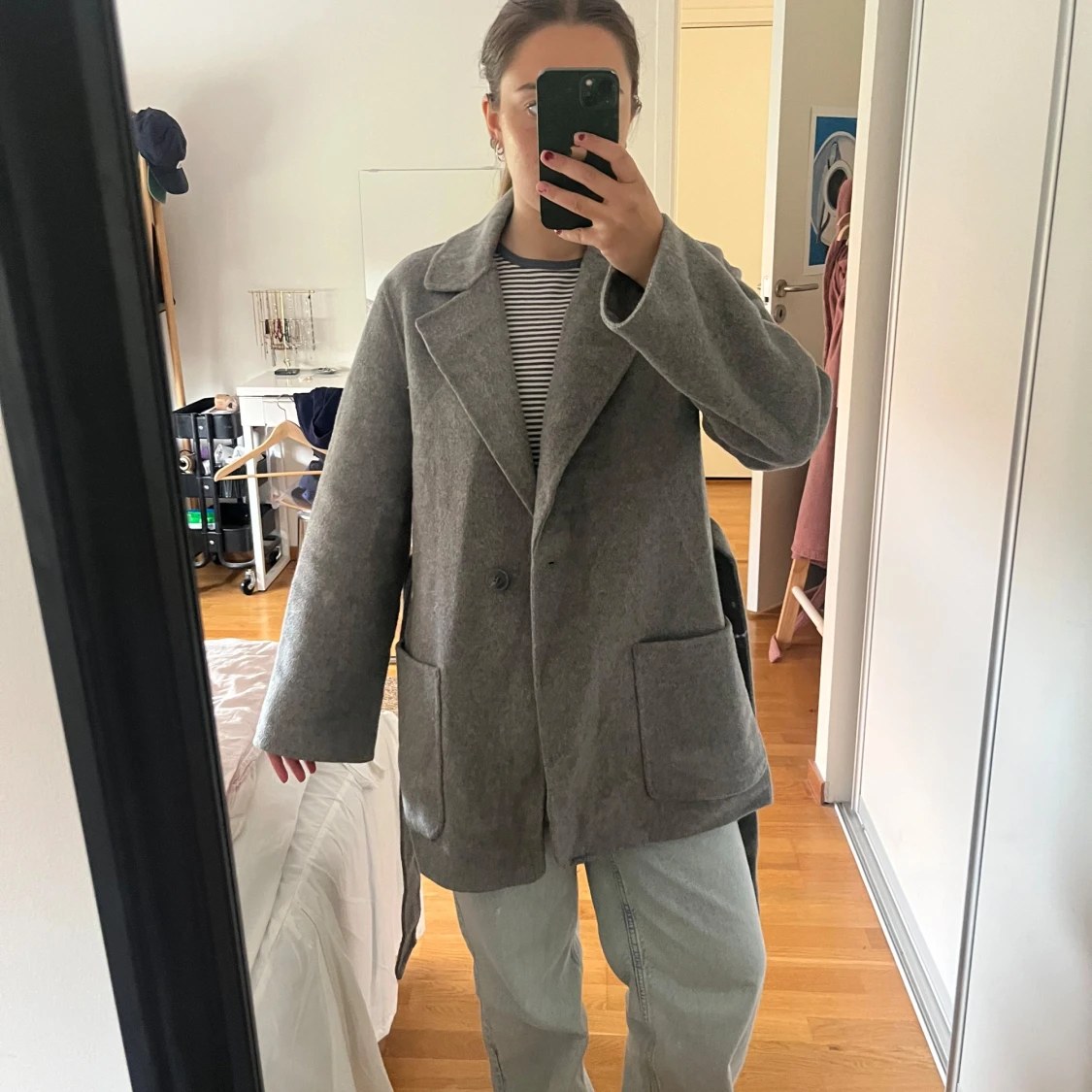 Grå kappa med bälte - 2