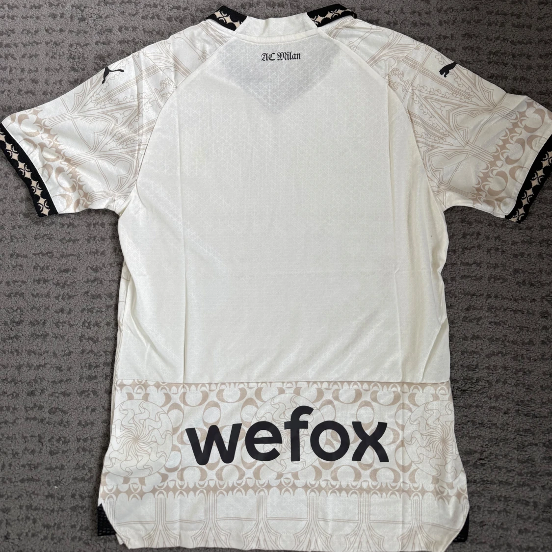 AC Milan fotbollströja beige - 1