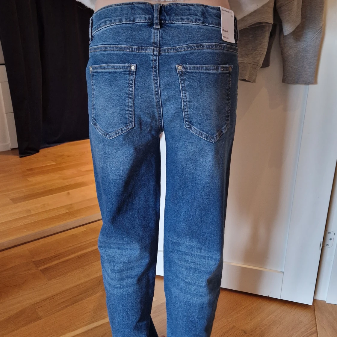 Blå raka jeans  - 1