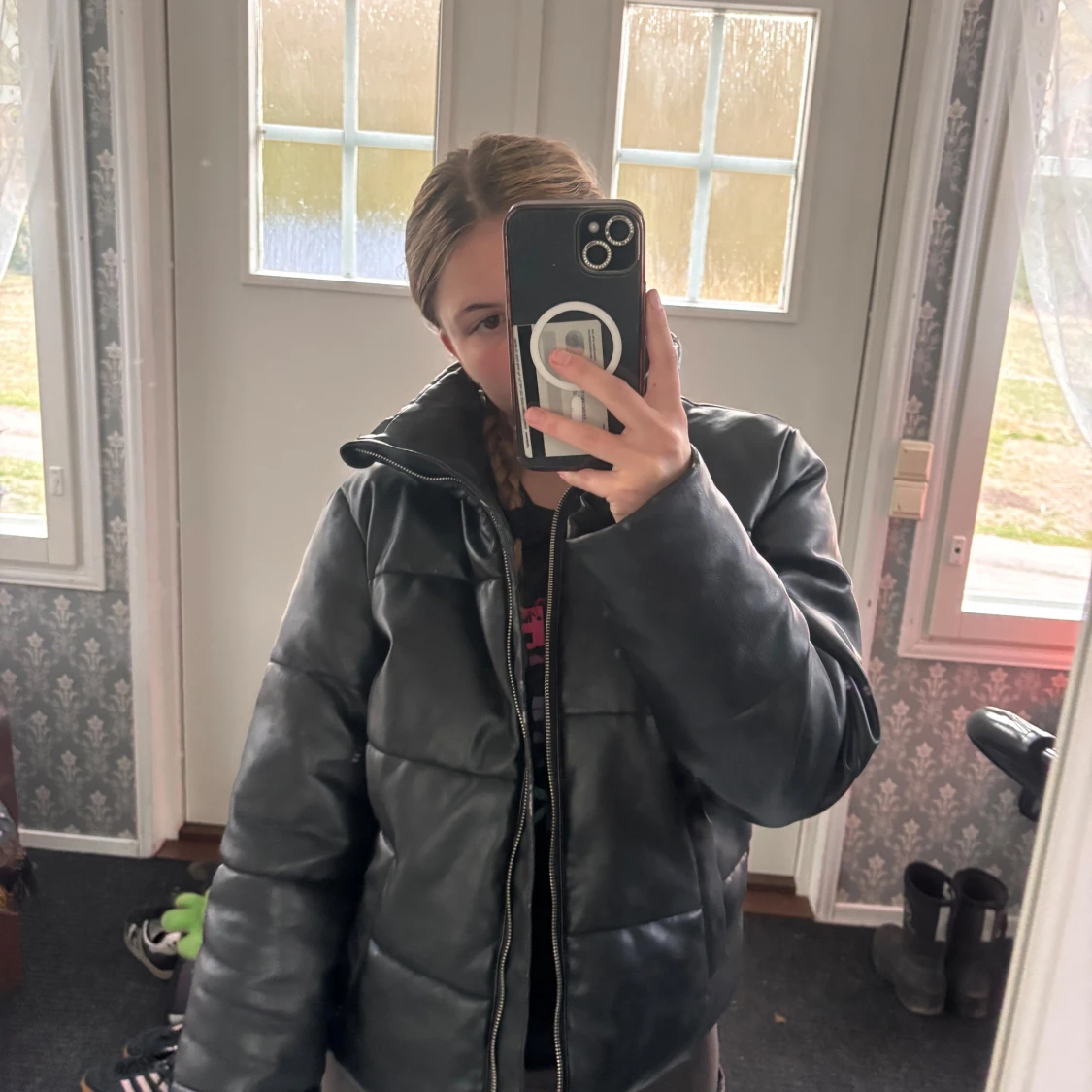 Svart pufferjacka - 2