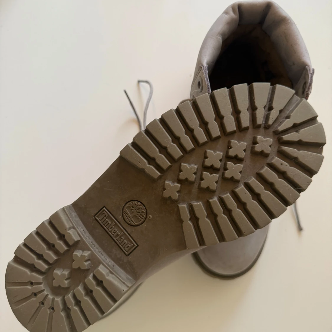 Grå Timberland kängor i skinn/mocka - 1