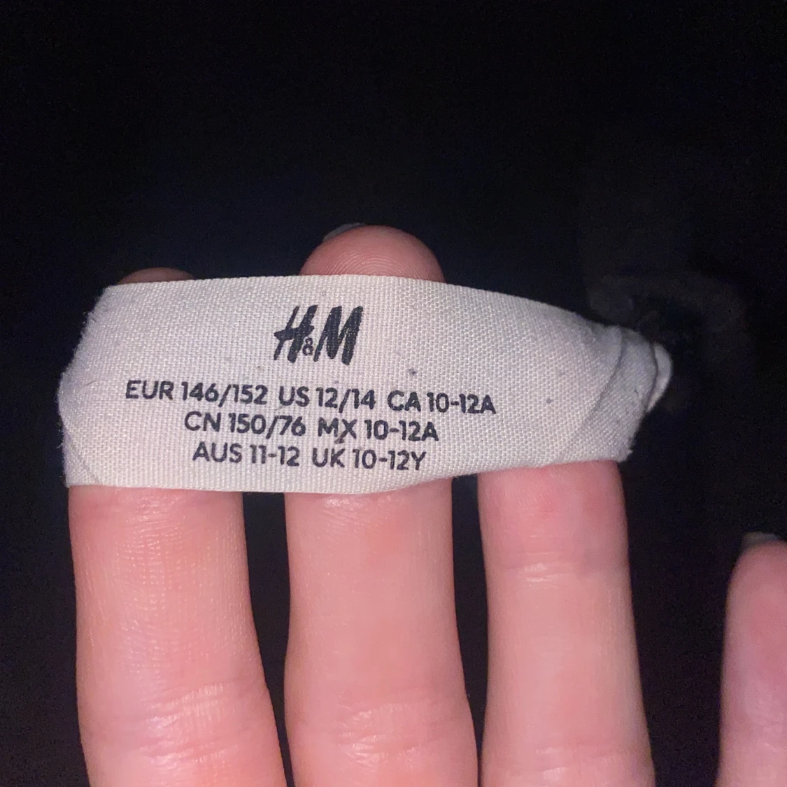 Svart långärmad topp från H&M - 2