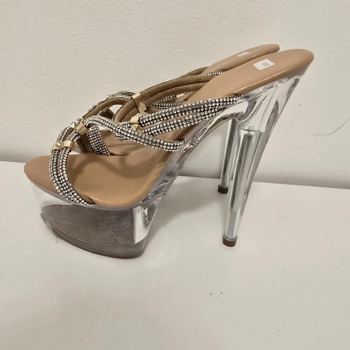 Glittriga platåsandaler med hög klack