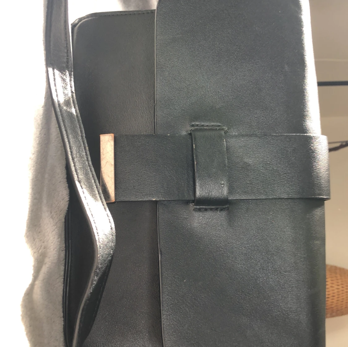 Svart handväska från lindex