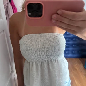 Vit bandeau tubtopp med smock - Supersöt💞💞💞💞