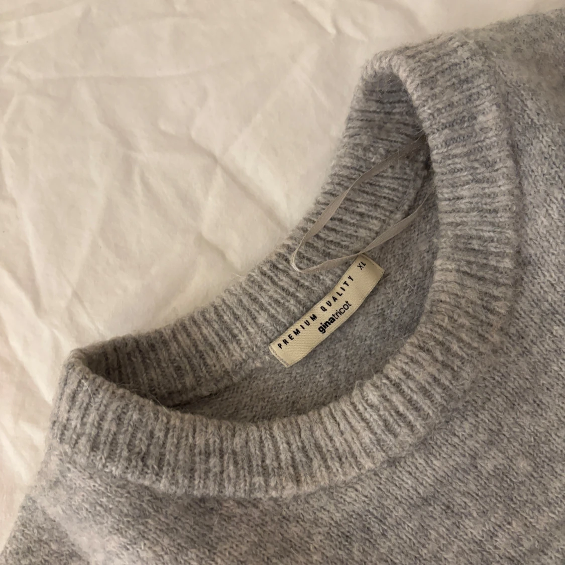 Grå stickad T-shirt Gina Tricot - 3