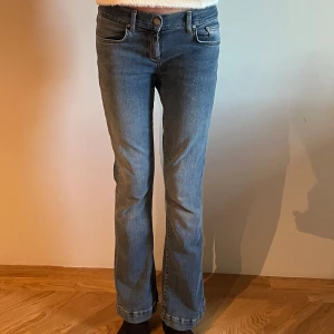 LTB jeans - Super snygga LTB jeans, som bara använd några fåtal gånger. Storlek: W 27 L 30. Hör av er vid frågor eller pris förslag! 💗