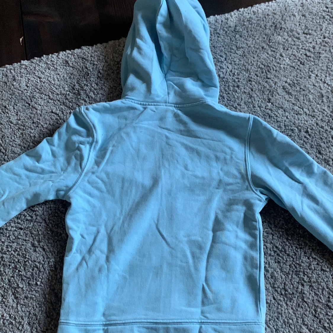 Ljusblå hoodie från H&M Divided - 3