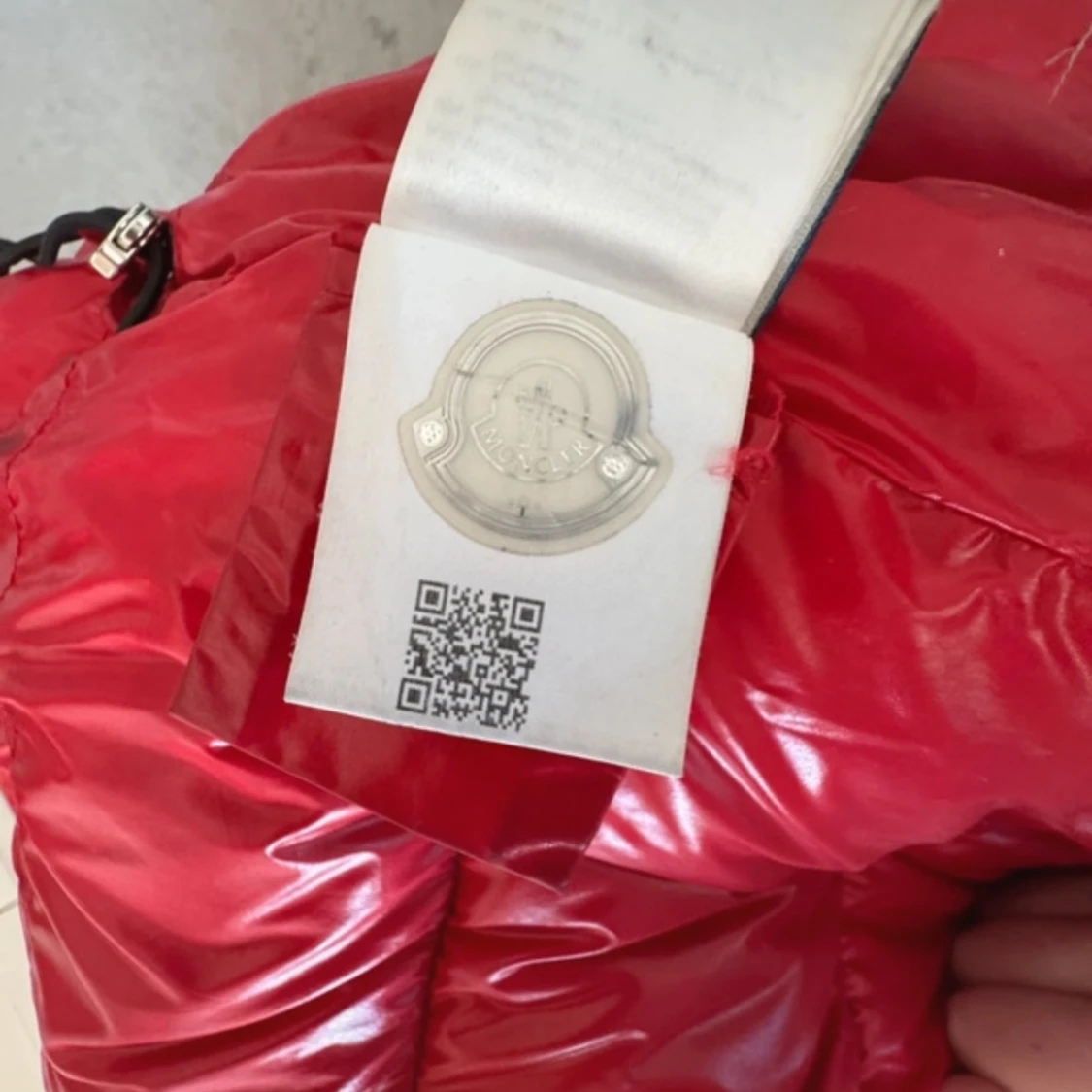 Svart dunjacka från Moncler - 3