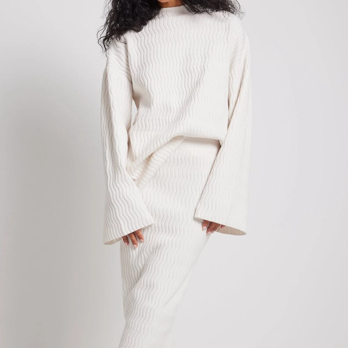 Vit stickat set  - 1