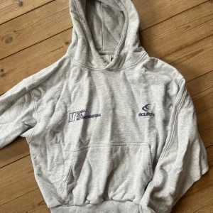 Scuffers Hoodie  - Superfin hoodie från scuffers💓 som ny, använd fåtal gånger💓