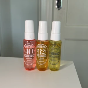 Sol de janerio sett 🥰 - 3 styckna sol de janerio i doft ”40” ”62” och ”rio radiance” alla berfymer är nästan oanvända 🥰