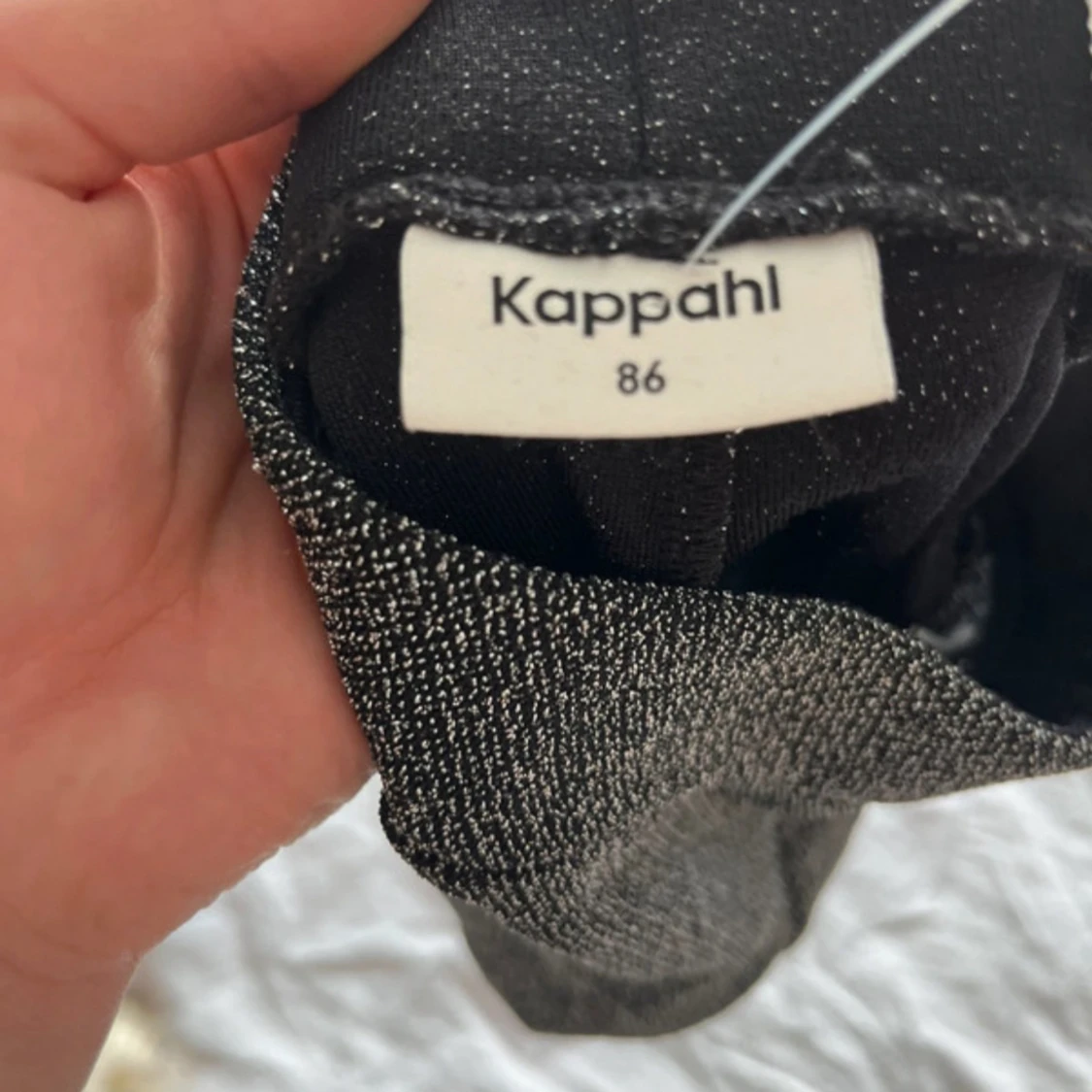 Barnkläder - Utsvängda byxor & Mössa!  - 2