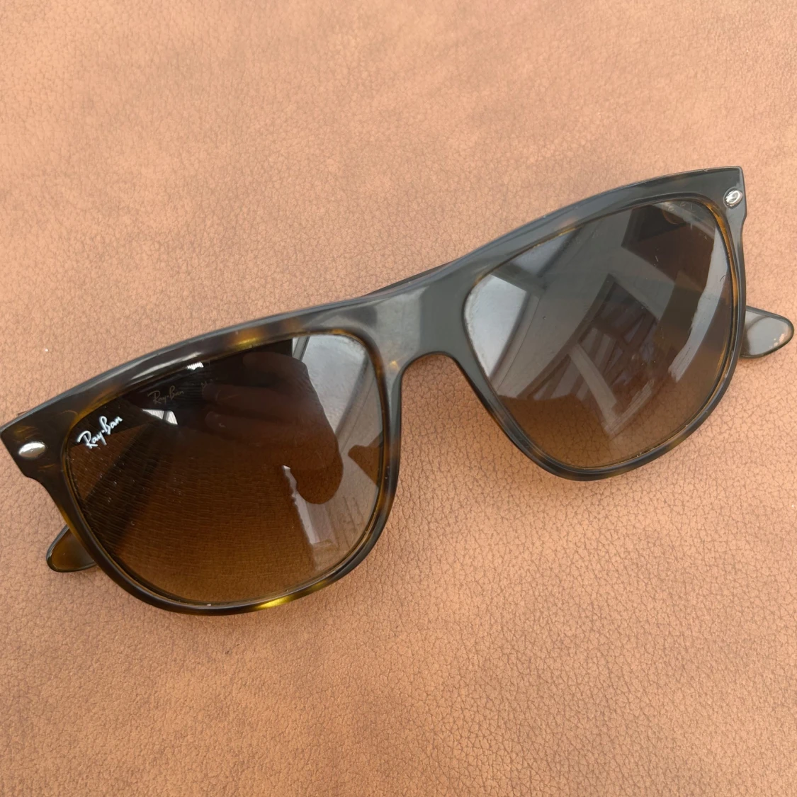 Ray-Ban boyfriend solglasögon