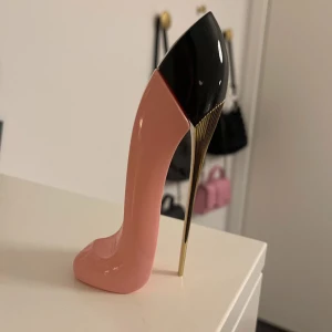 Carolina herrera - 30 ml carolina herrera blush💕aldrig använd endasg sprejat