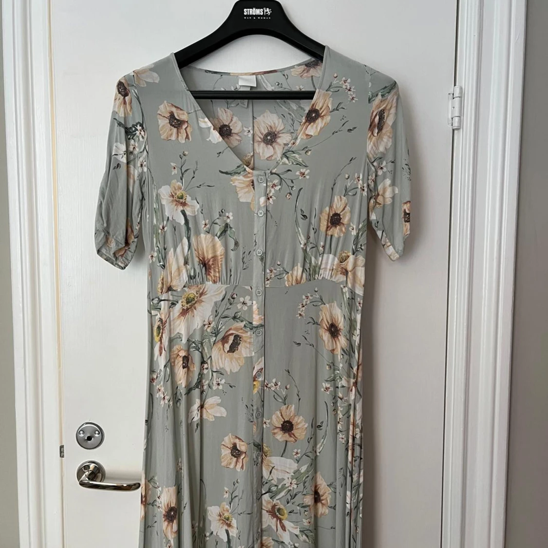 Blommig långklänning från H&M