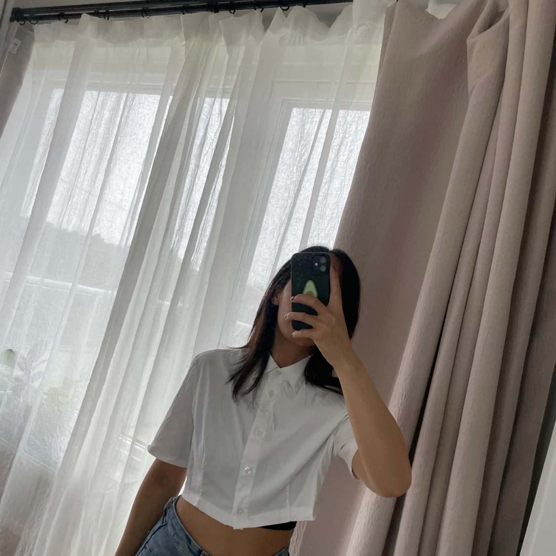 Vit croppad skjorta med kort ärm - 1