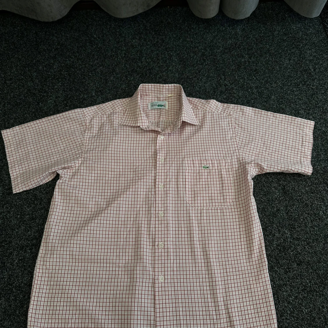 Rutig kortärmad skjorta från Lacoste