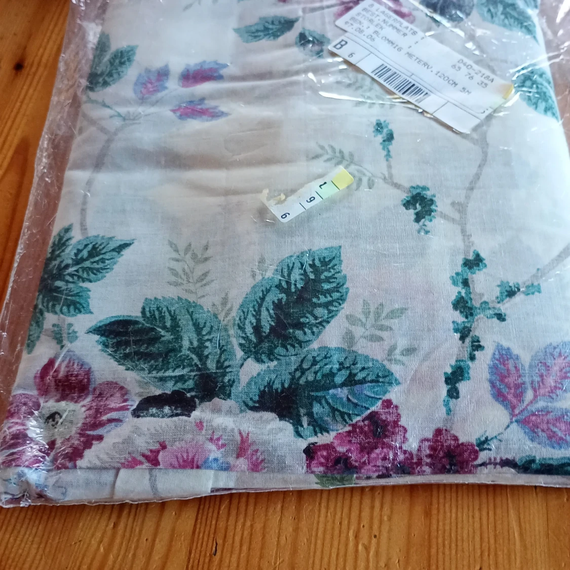 Gardintyg blommigt 5 meters bunt