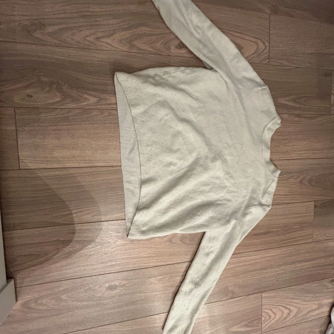 Vit stickad tröja från H&M